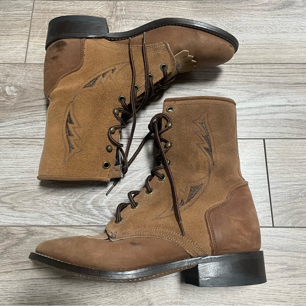 {Laredo} lace up cowgirl boots with embroidering